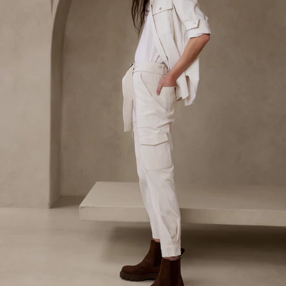 Banana Republic Slim Refined Stretch High Rise Cargo Pant Cream/White size 6 - Picture 2 of 15